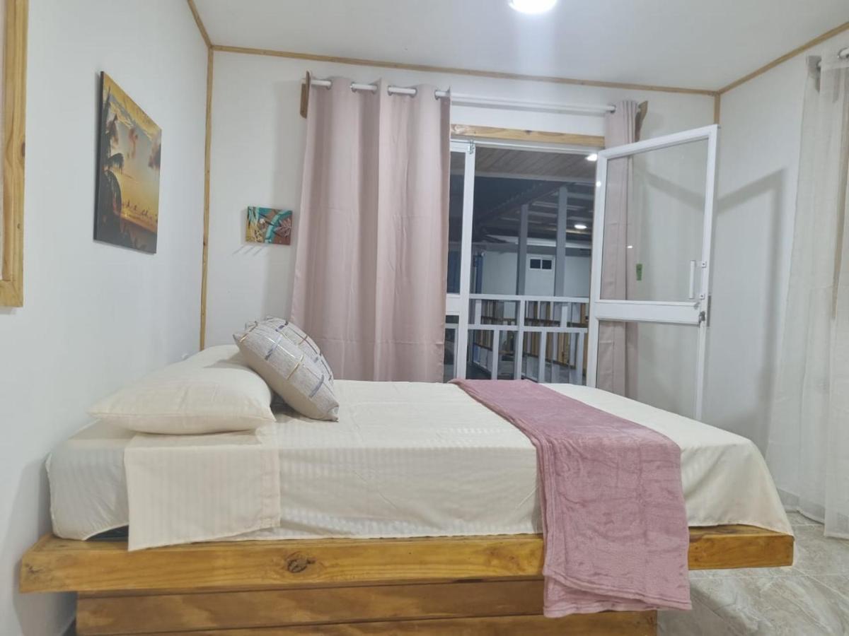 Posada Aleeny Providencia  Ngoại thất bức ảnh